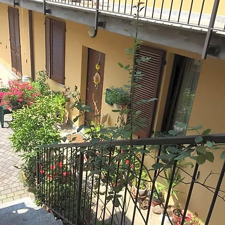 Il Portico Del Conte Couette-café Bosisio Parini