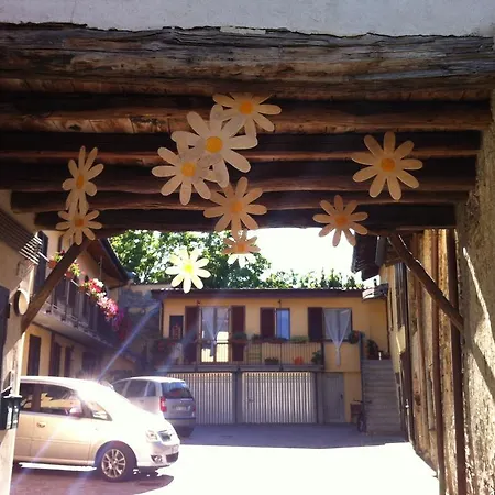 Il Portico Del Conte לינה וארוחת בוקר