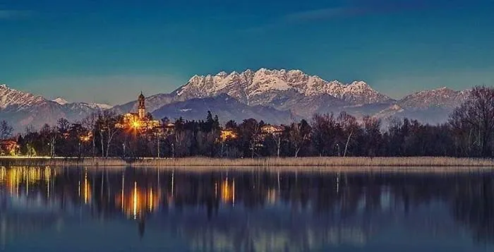 Il Portico Del Conte 3* Bosisio Parini
